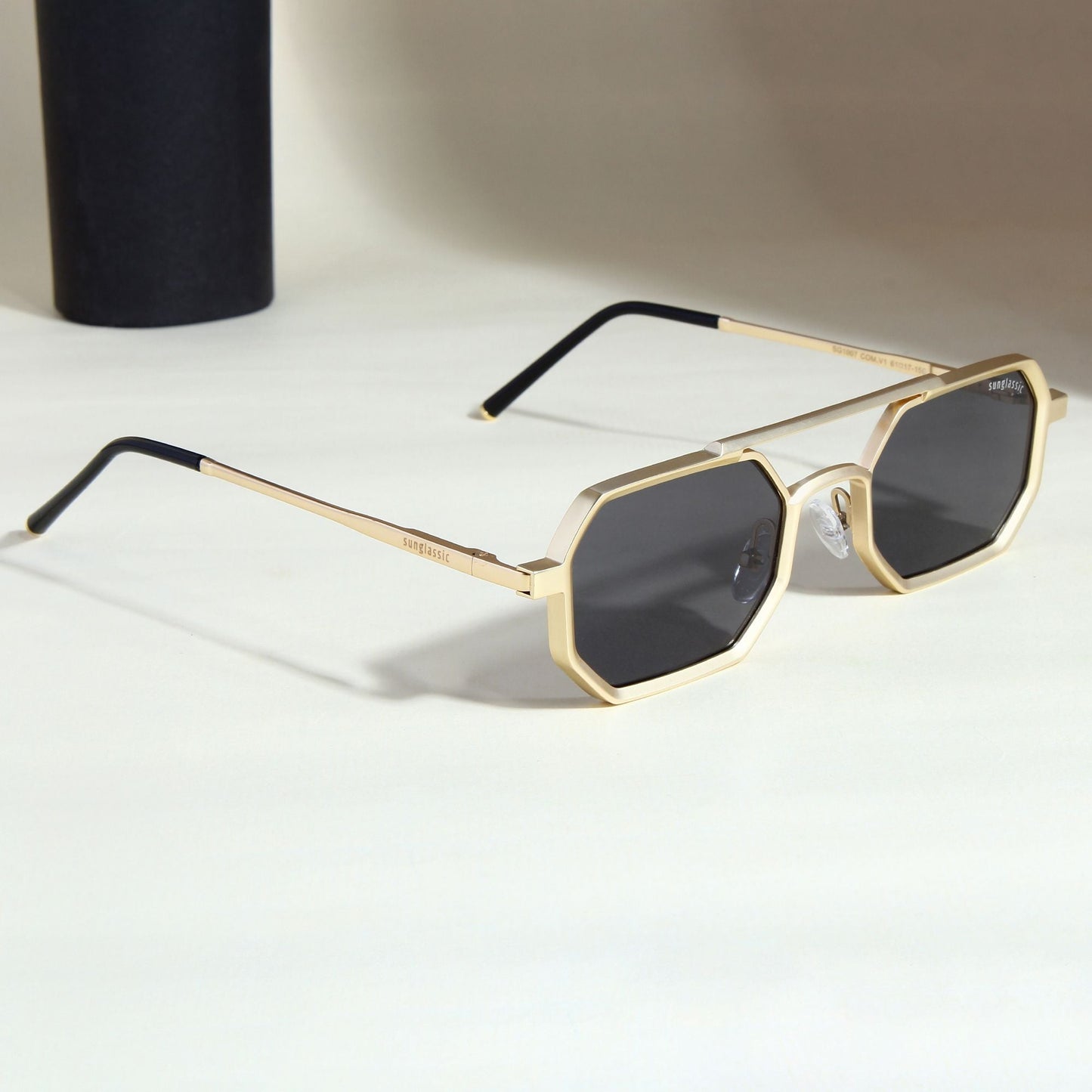 Commando V1 Rectangle Gold Black Sunglasses