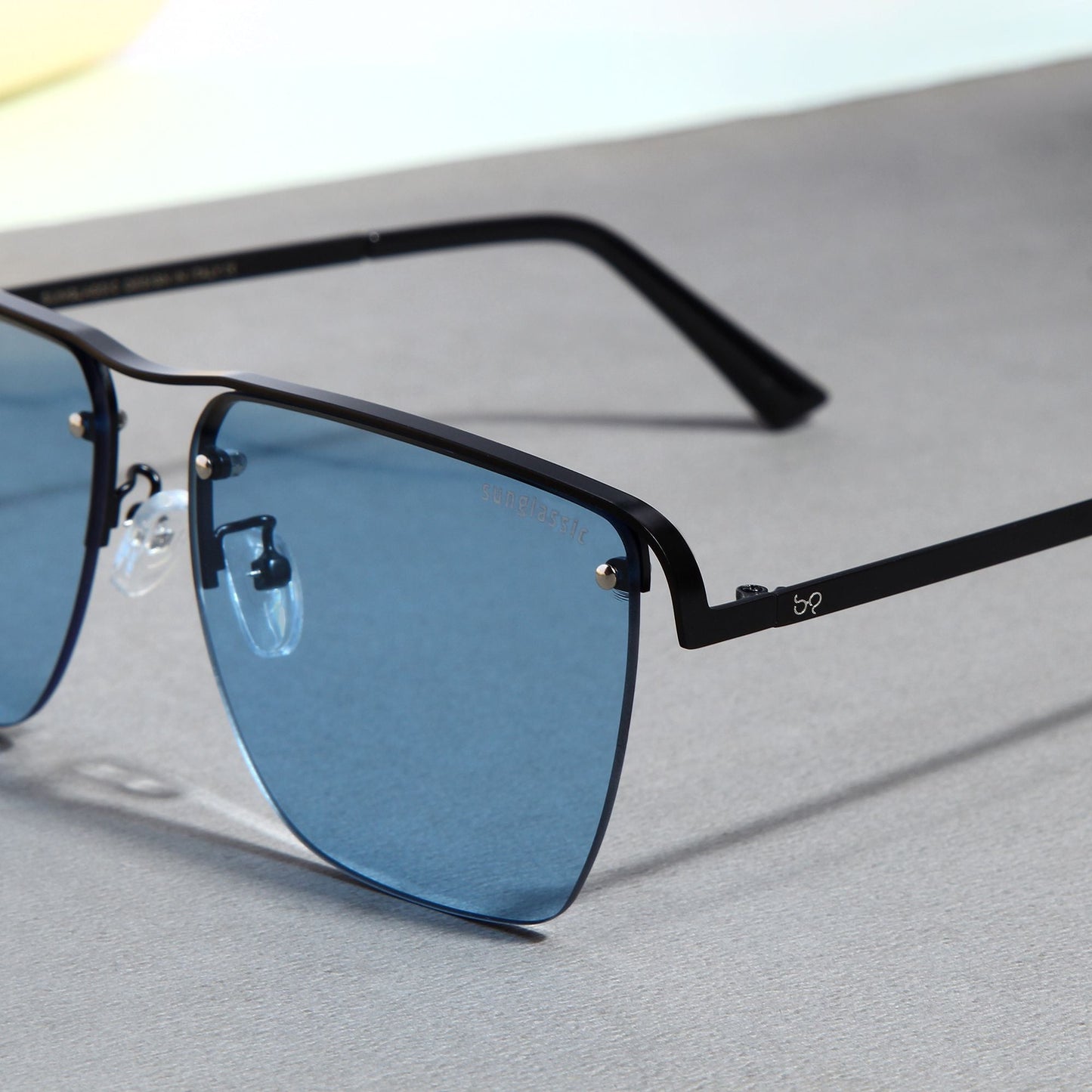 Heldish. Black Blue Square Sunglasses