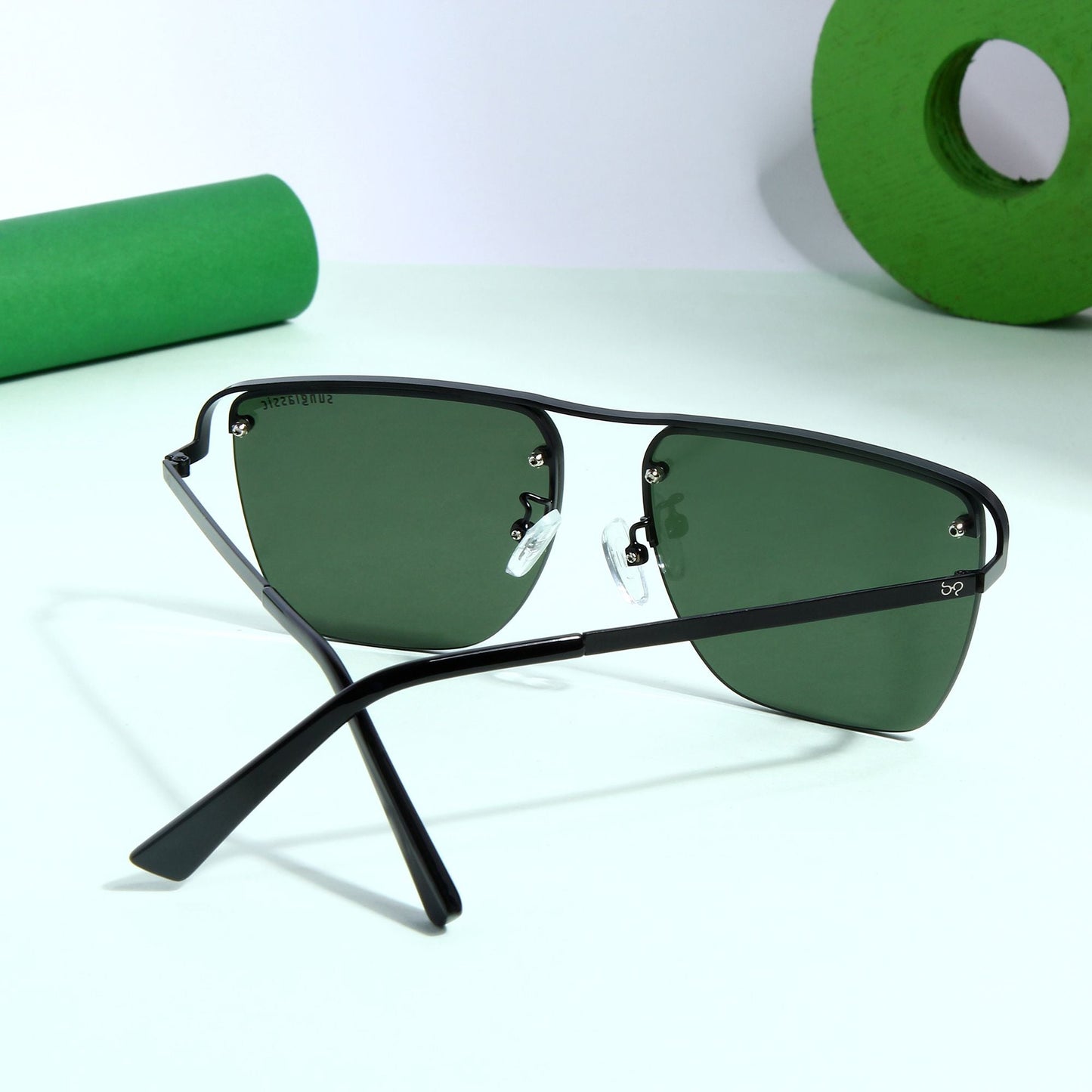 Heldish. Black Green Square Sunglasses