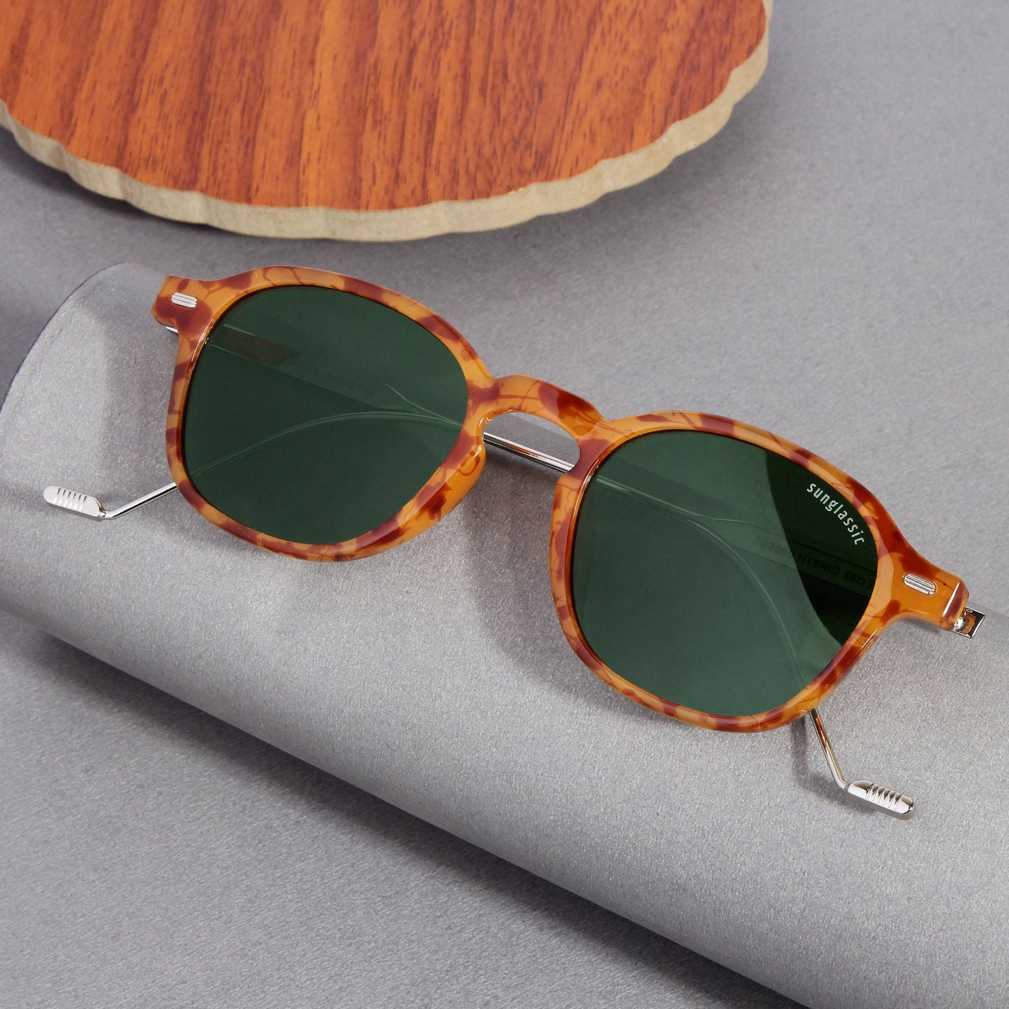 Hybrid Tortoise Green Polarized Round Sunglasses