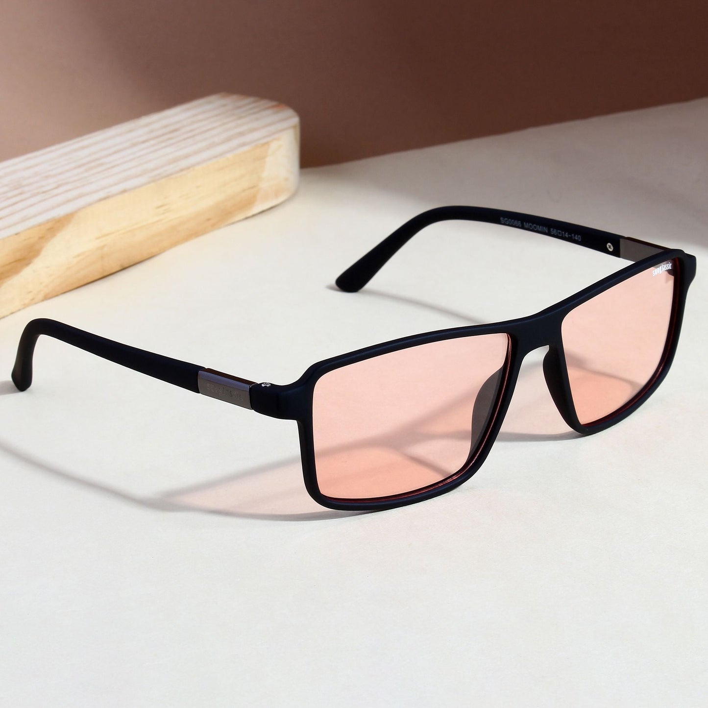 Moomin. Orange Polarized Rectangle Sunglasses