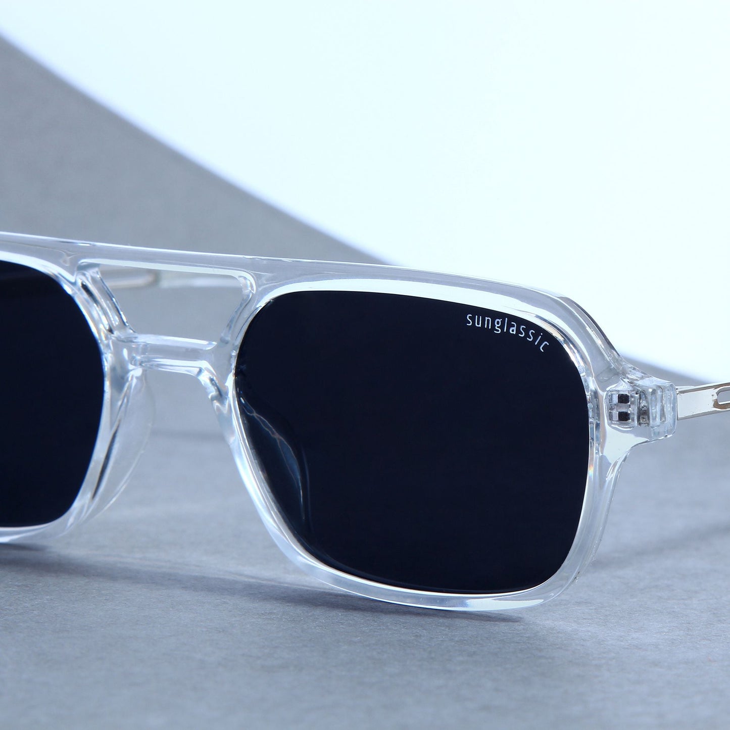 COLTON. Clear Black Rectangle Sunglasses