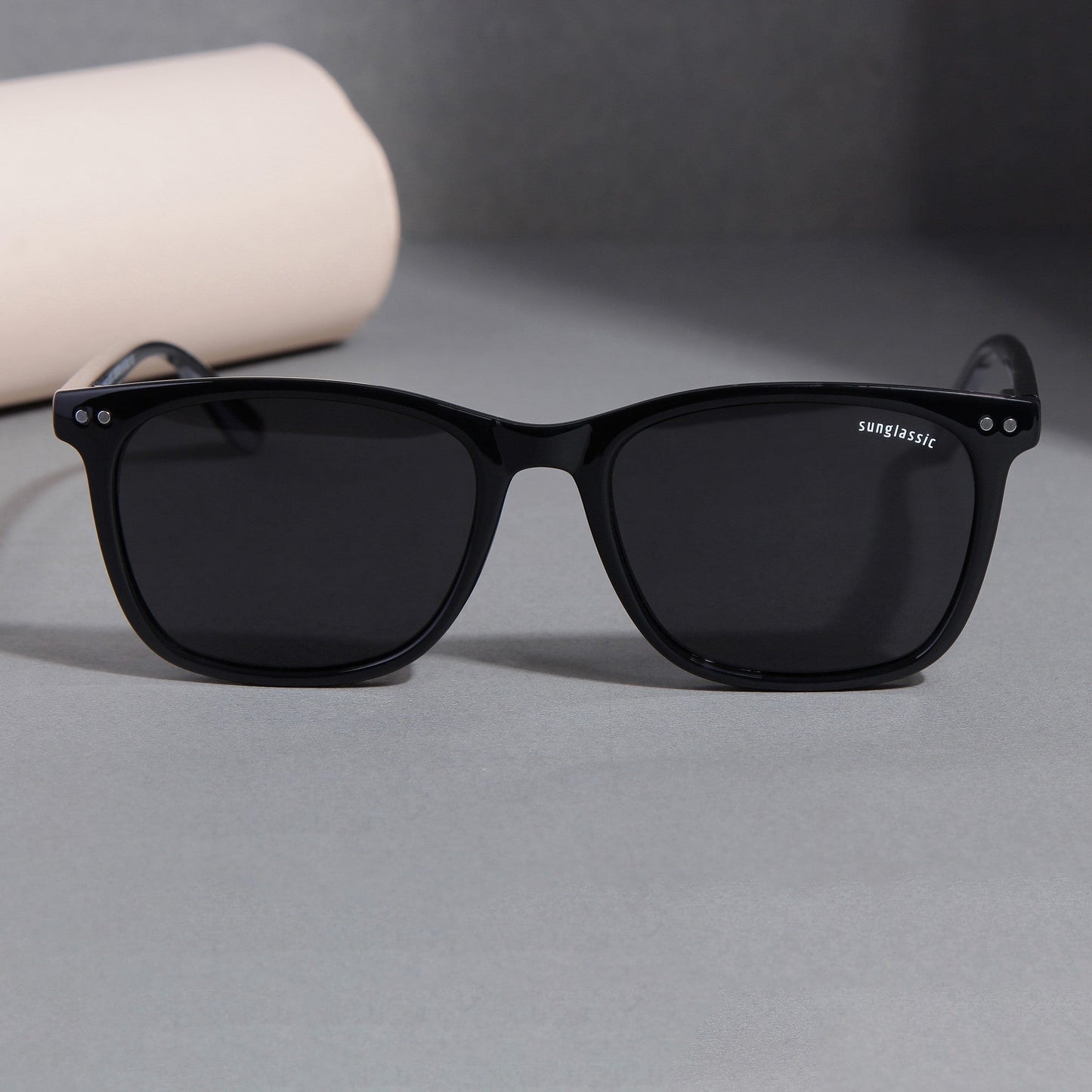 Marlton. Black Polarized TR90 Square Sunglasses