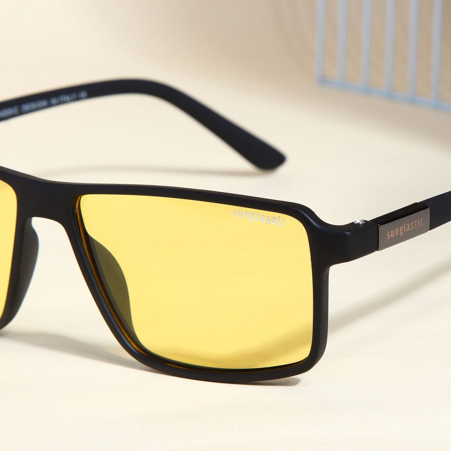 Moomin. Yellow Polarized Rectangle Sunglasses