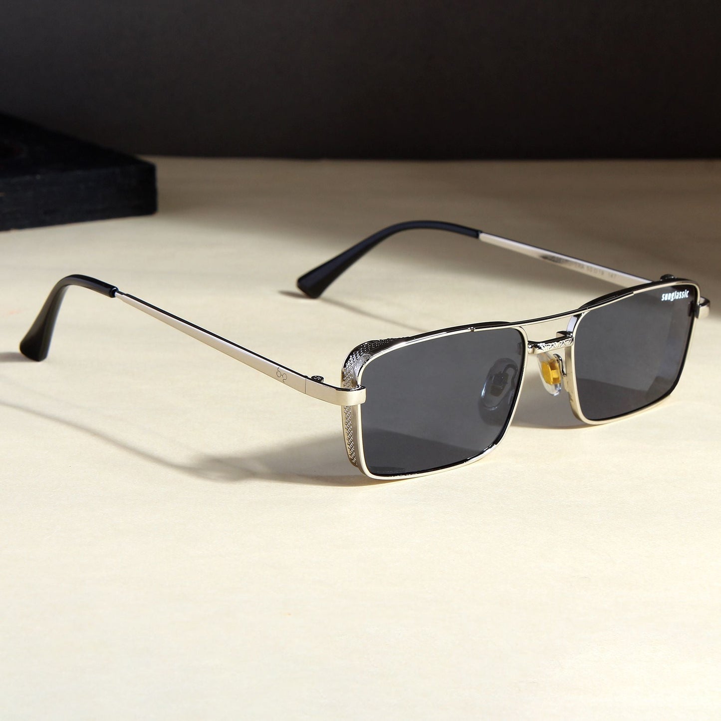 OPERA. Silver Black Rectangle Sunglasses